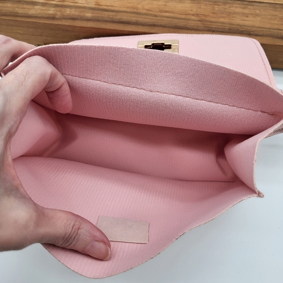 Cute Pink Handbag with Scarf Accent w/adjustable Gold Chain Strap - Picture 4 of 4